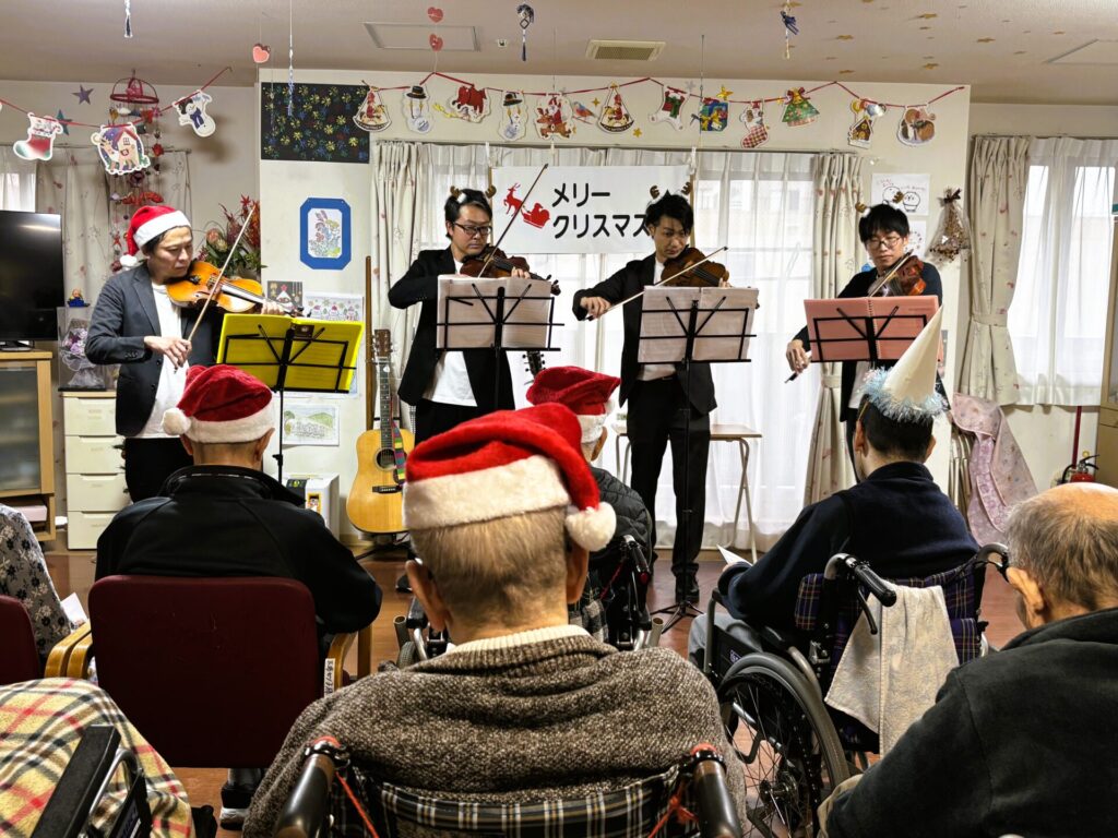 12/24（水）サリューブルたかつ「クリスマス会」を開催しました！